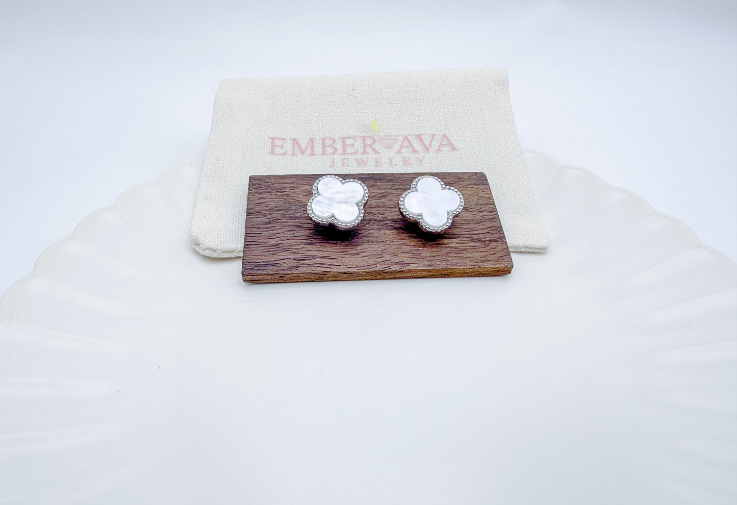 French-Style Four-Leaf Clover Stud Earrings