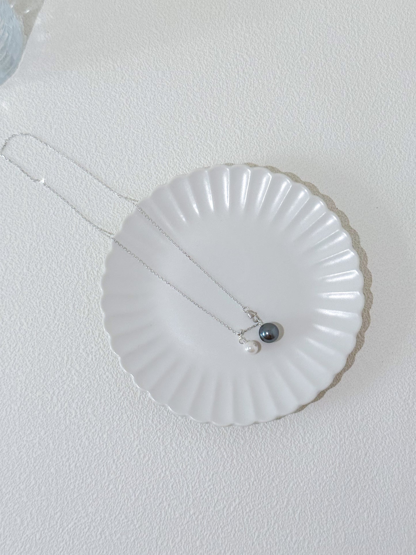 Blue and White Crystal Pearl Pendant Necklace