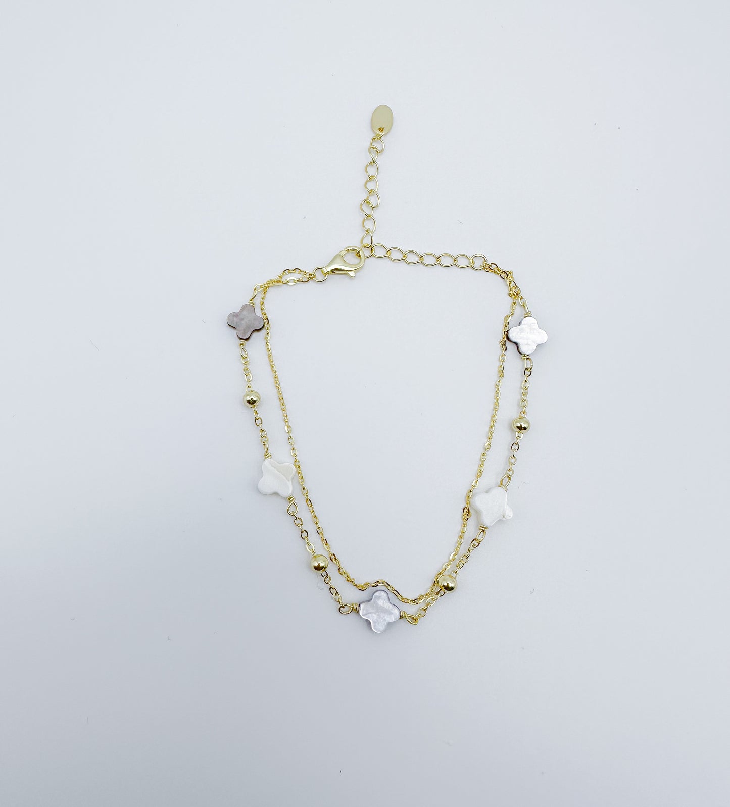 S925 Sterling Silver 14K Gold-Plated Four-Leaf Clover Bracelet with Natural Shell