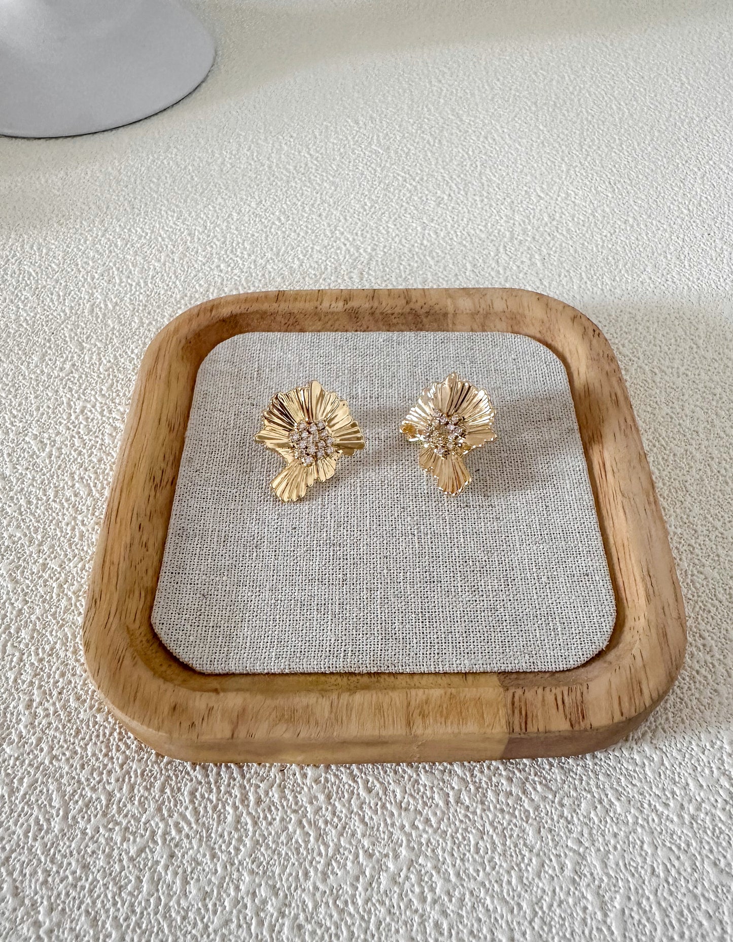 Baroque Vintage Earrings 18K Gold-Plated