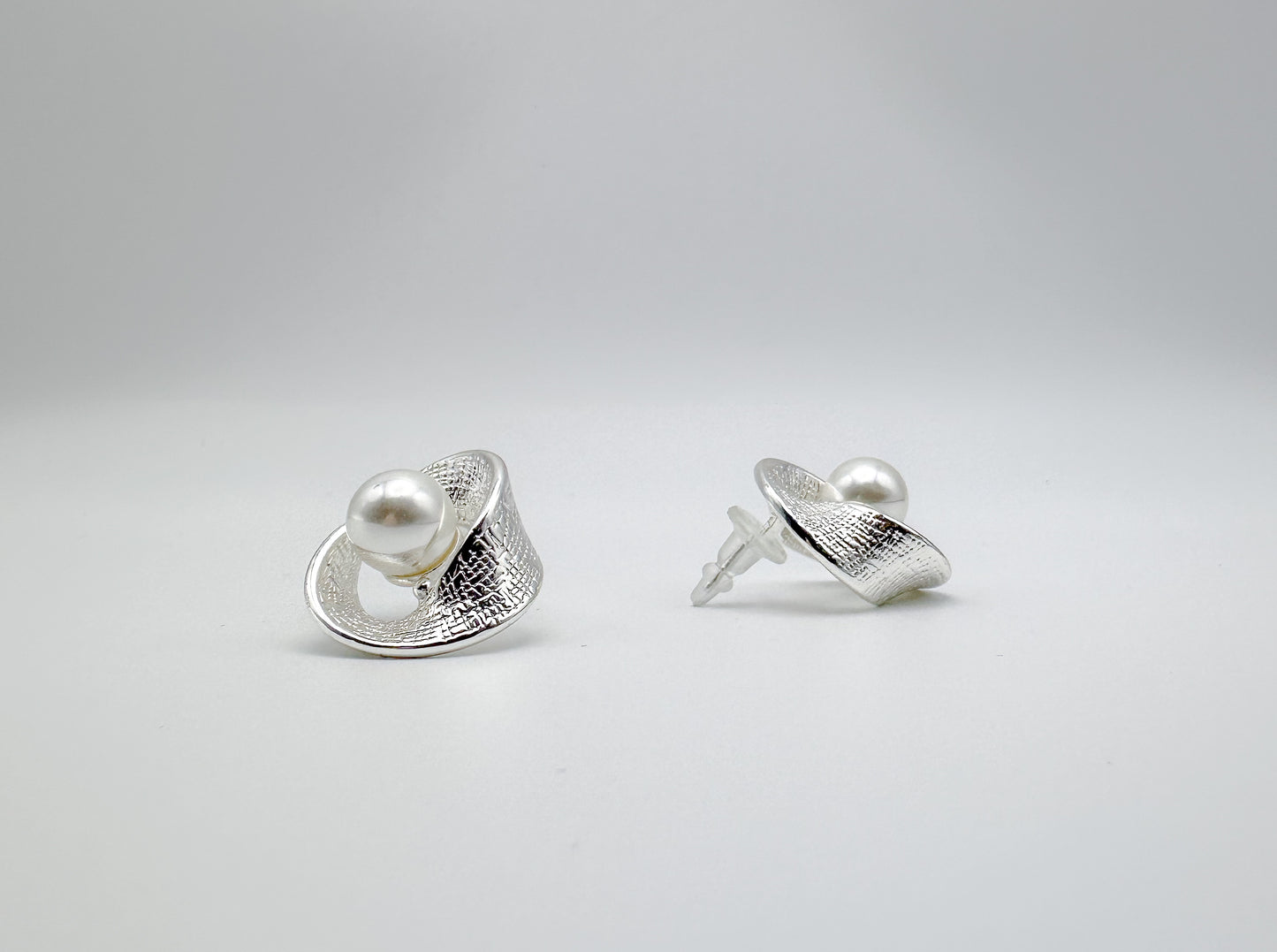 Mobius Strip with Acrylic Pearl Bead Earrings
