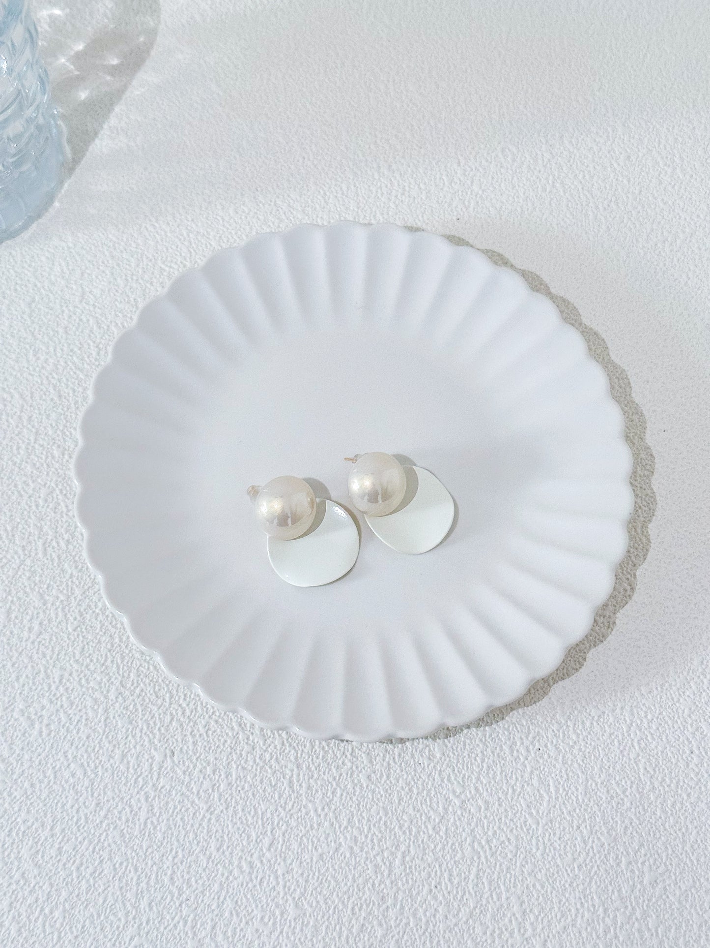 Vintage Irregular Acrylic Pearl Bead Earrings