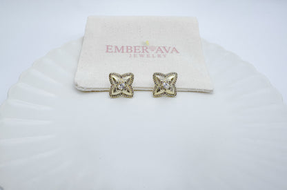 Golden French-Style Four-Leaf Clover Stud Earrings