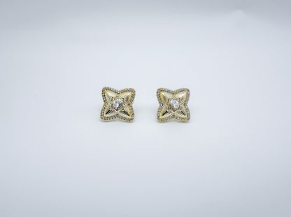 Golden French-Style Four-Leaf Clover Stud Earrings