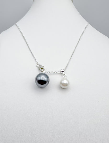 Blue and White Crystal Pearl Pendant Necklace